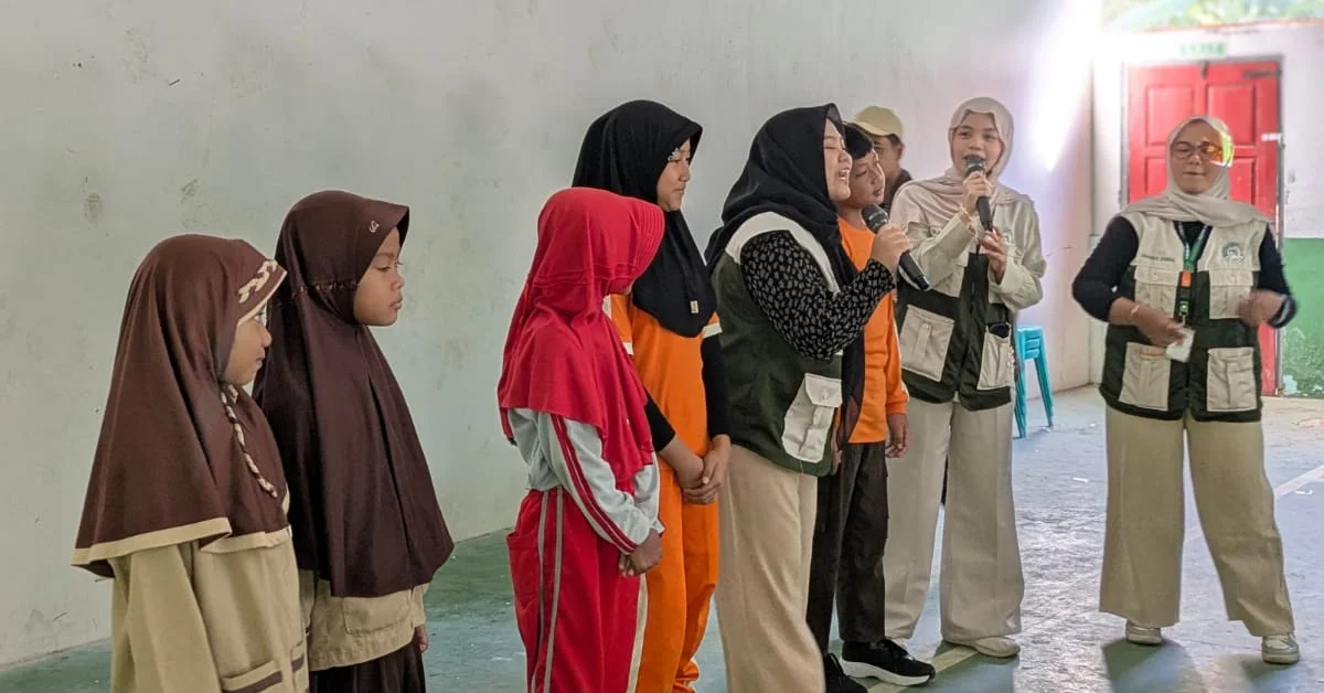 Sania Adilla, Mahasiswa KKN UIN Jakarta, Edukasi PHBS untuk Wujudkan Generasi Sehat di Desa Bumiagung
