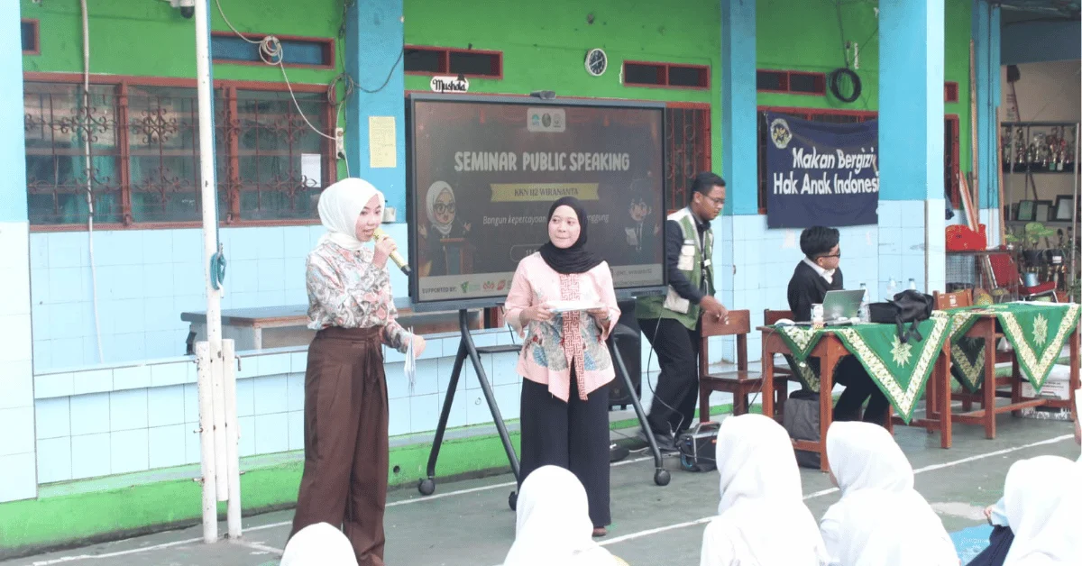 Berani Bicara, Berani Tampil! KKN 112 Wirananta UIN Jakarta Bekali Siswa SMP Muhammadiyah 17 Ciputat dengan Public Speaking