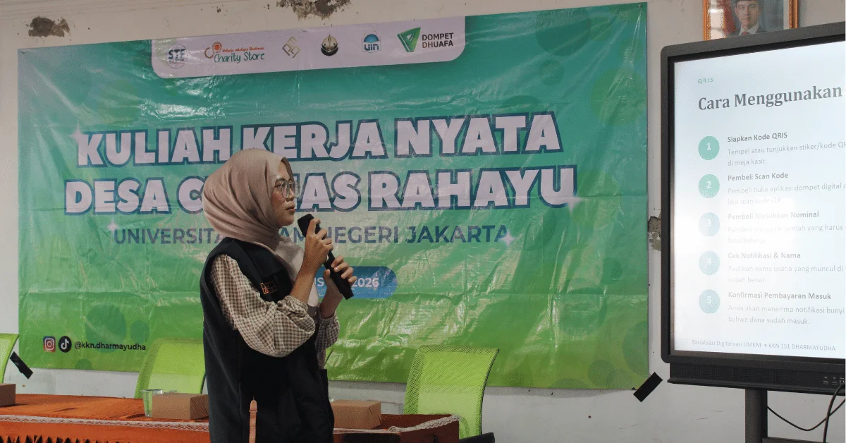 Dari QRIS hingga Linktree, KKN 151 UIN Jakarta Bantu UMKM Desa Ciomas Rahayu Naik Kelas