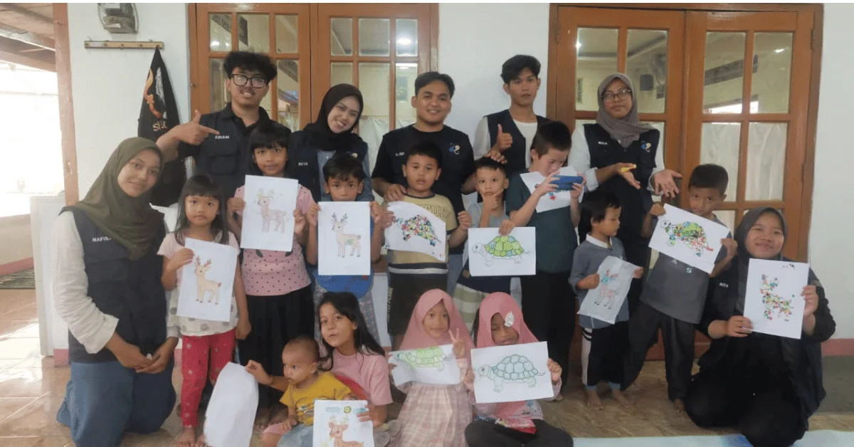 KKN 277 Nawasena UIN Jakarta Gerakkan Kreativitas dan Literasi Anak Desa Daru melalui “Pena Daru”