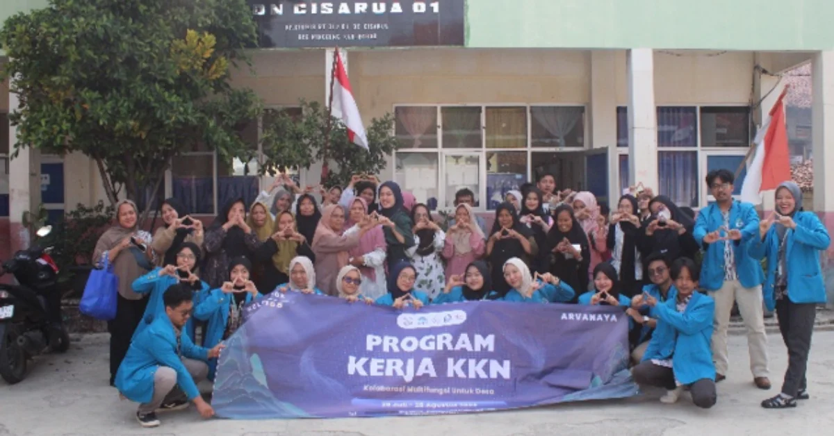 KKN 168 Arvanaya UIN Jakarta Edukasi UMKM Cisarua tentang Hukum Bisnis dan Digital Marketing
