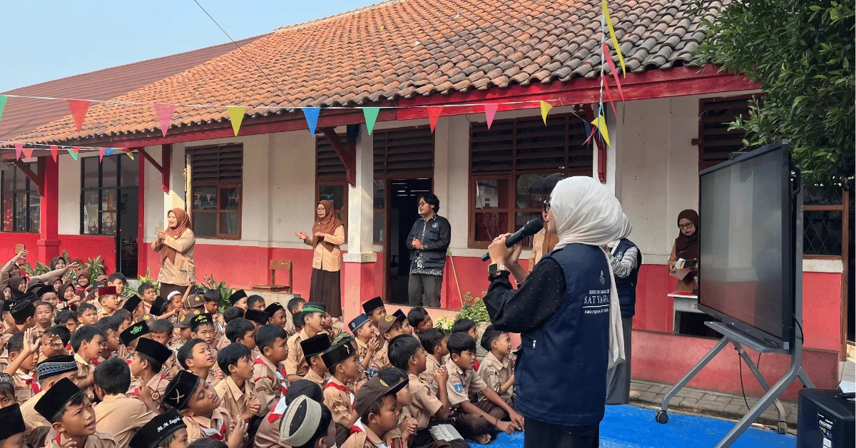 KKN 304 UIN Jakarta Hadirkan Sekolah Ramah dan Edukasi Anti-Bullying di Tiga SD Desa Pasir Bolang