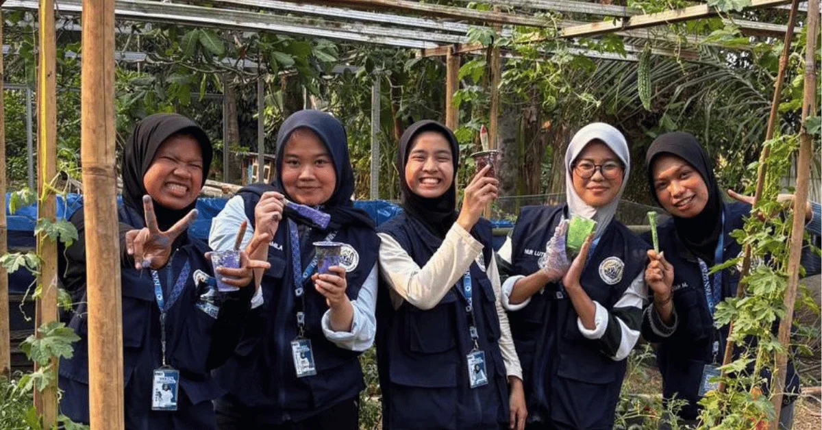 Peduli Perubahan Iklim, KKN 275 Arkanawasena UIN Jakarta Berpartisipasi dalam Program Kampung Iklim