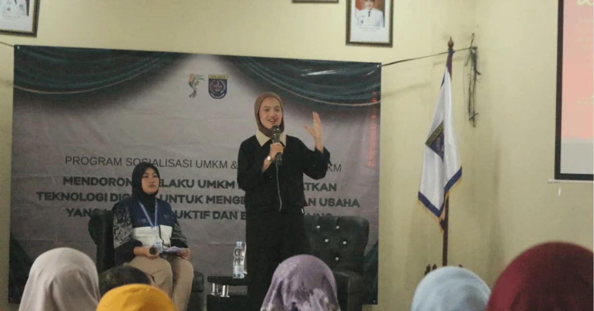 Seminar UMKM, KKN 140 Dharma Karsa UIN Jakarta Dorong Pelaku Usaha di Cilangkap Manfaatkan Teknologi Digital