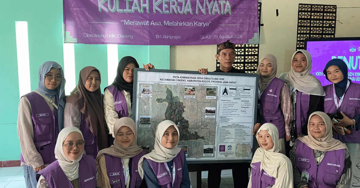 KKN 184 Abhipraya Tinggalkan Jejak Pengabdian melalui Peta Desa dan Plang Jalan di Cibeuteung Udik