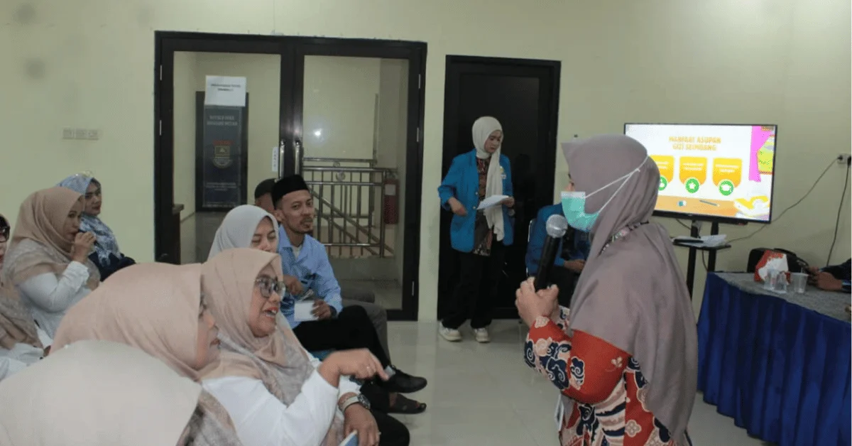 KKN 253 SERDAVANA UIN Jakarta Gelar Seminar Edukasi Gizi Anak dan Perlindungan Hak Kesehatan Anak bagi Kader Posyandu
